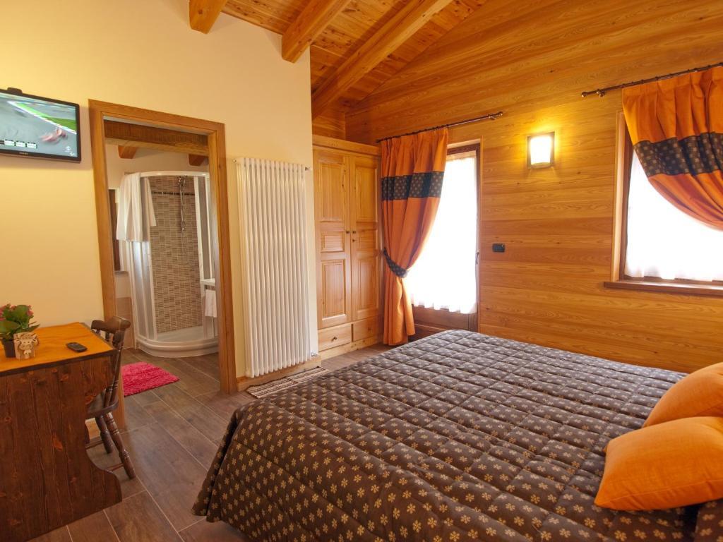 Villa Americana Chambres D'Hotes Champoluc Room photo