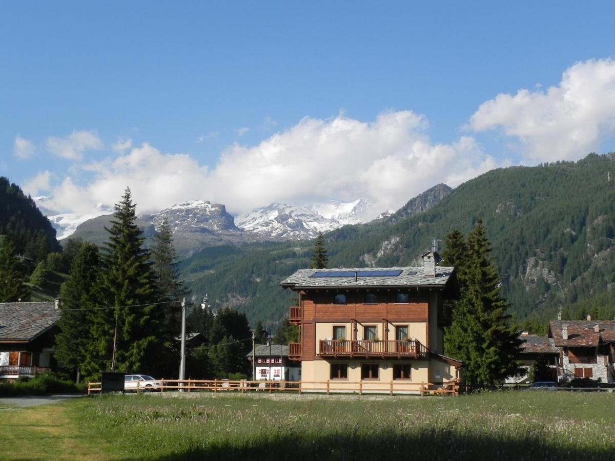 Villa Americana Chambres D'Hotes Champoluc Exterior photo